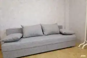 Apartamenty na mikrorayon Usolskiy-2, ulitsa Stroiteley, 12