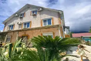 Guest house, Psyrdzha