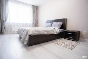 S uyutnym Svetlym Remontom v Novom Dome Apartments, Tula