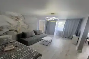 Apartamenty na ulitsa Frunze, 57, Krasnoturyinsk