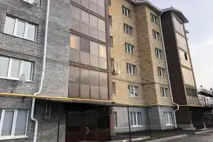 Park-Holl Hostel