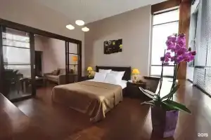 Zolotoy pavlin Apartments