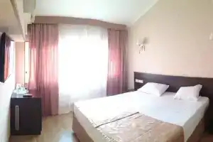 Alye parusa Guest house