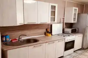 Apartamenty na ulitsa Lenina, 102, Krasnoturyinsk