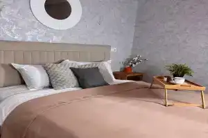 Rich House (Rich Haus) na ulitse Komsomolskaya, Oktyabrsky