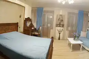 Apartamenty na Frunze 21 korpus 1, Bor
