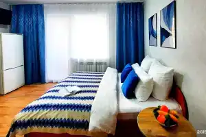 Uyutnaya studiya na ulitse Karpenko 2 Apartments, Chebarkul'