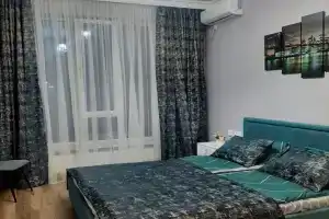 Apartamenty na ulitsa Tlostanova, 32D
