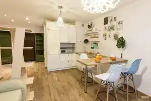 Apartamenty na bulvare Novyy 5, Dolgoprodnyy