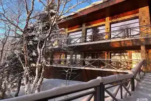 Park Hotel V Tayge, Murmashi