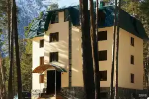 Sosnovyij Bor Hotel, Terskol
