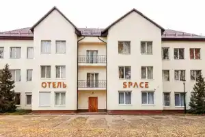 SPACE Hotel, Marschenen