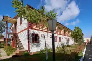 Avtodom na kolesah dlya semeynoy pary s detmi Guest house, Blagoveshchenskaya