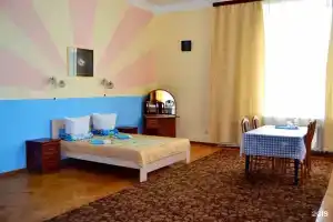  Hotel, Verkhniye Mandrogi