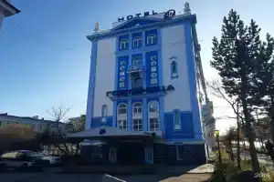VM-Tsentralnaya Hotel, Magadan