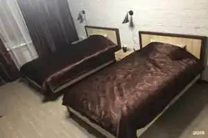 Nurma-12 Hotel, Tosno