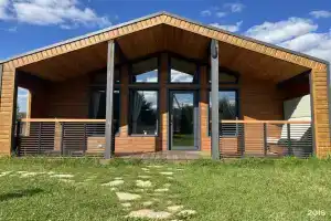 Derevnya Voksi Cottage, Bereshchagino