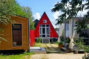 Red House V Stile Afreym S Baney I Chanom Private House, Tyumen