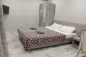 Izumrudnye studii Apartments