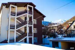 Polyana 515 Apartments