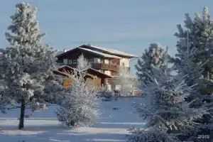 Park Volen Hotel, Yakhroma