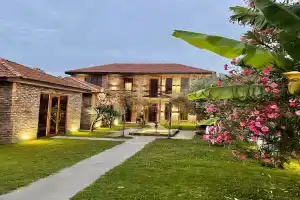 Loft Garden Apartments