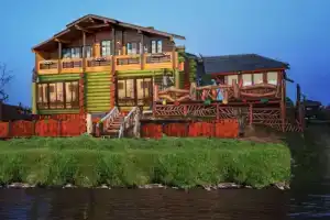 Tugan-YaK Cottage, Verhnesidorovo