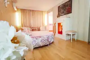 Holiday House, Kirov