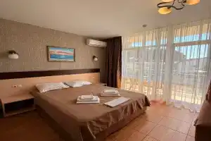 Feniks Mini Hotel, Lazarevskoye