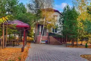 V Sosnakh Private House, Lipetsk