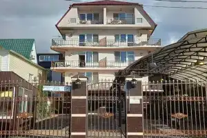 Elbrus Guest house, Colmar