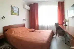 Meshchyora Hotel, Gus'-Khrustal'nyy