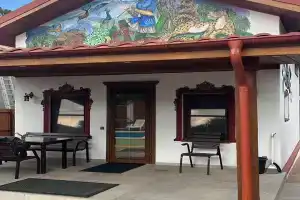 Ekodomiki Apartments