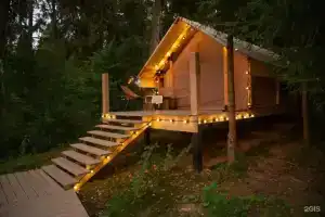 pod nebom Glamping, Iskateley