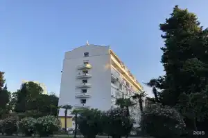 Golden Holiday apartments