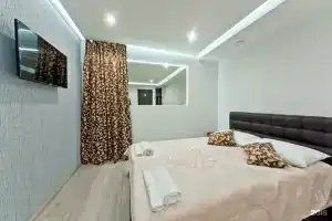 Fantasy Hotel, Verkhniye Mandrogi