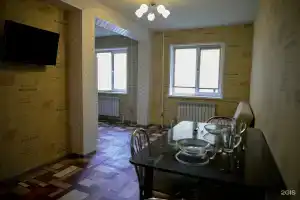 Kompaniya po predostavleniyu kvartir posutochno Apartments, Esso