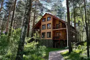 Zolotye Peski Hotel, Ust'-Muny