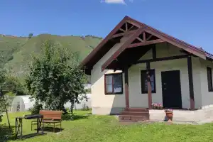 House in the village, Krasny May