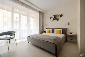 Regina Hotel, St. Petersburg