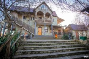 Podkova Schastyya Tourist base, Neberdzhaevskaya