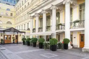 The State Hermitage Museum Official Hotel