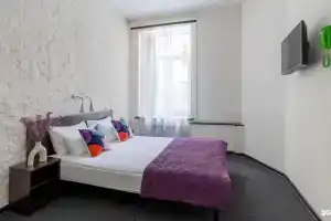 Station Hotel S13, St. Petersburg