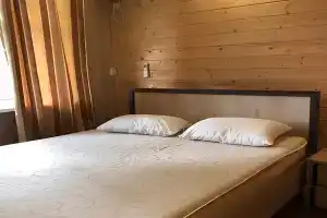 Zapovednik Apartments