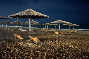 Oazis Hotel, Izbarbash