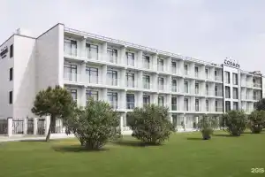 Cosmos Hotel, Adler