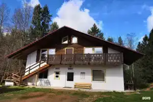 Zaborove Camping, Ruka