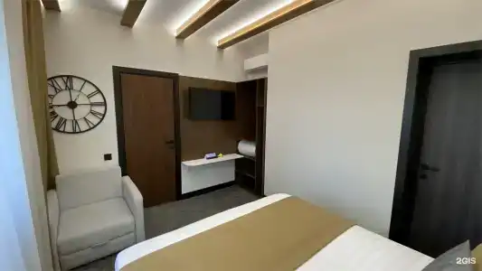 Kottedzhi u ozera - 197