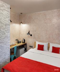 Na Mikhaylovskoy 9 - 83