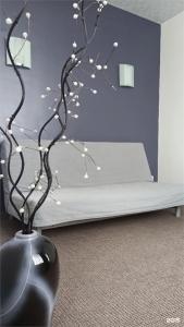 Viktoria - ZURO  - 64